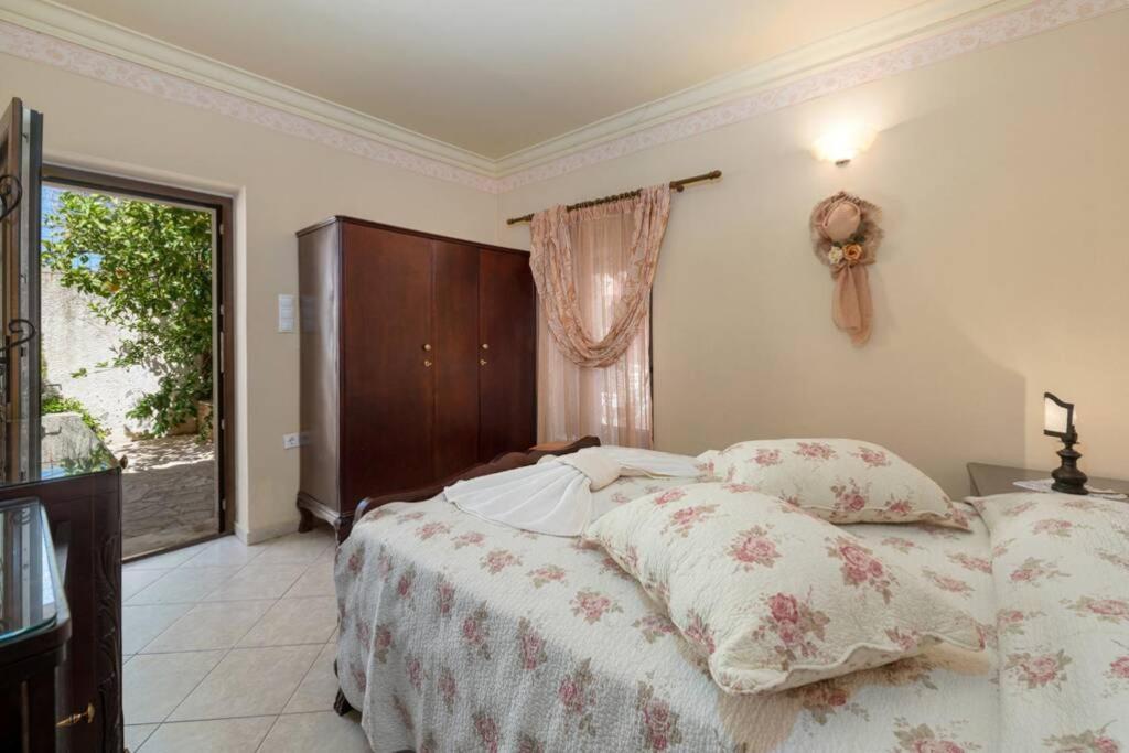 Marigoula House Villa Pombia Buitenkant foto